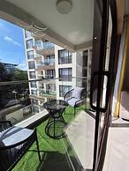 Lux suites 108 Riverside Apartments