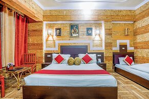 Hotel Auli'D