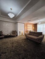 Saroy Gardens Hotel