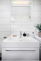 Cozy Apartment in Central Alesund Close to Everything