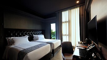 1969 DKelly Hotel