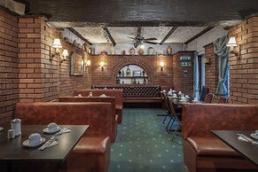 Royal Oakwell Hotel