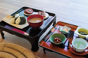 Temple Hotel Kokushoji