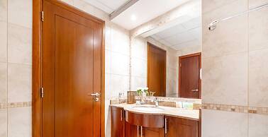 LUX The Al Seef Marina 4 bed Suite