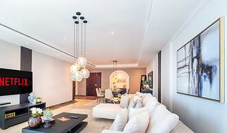LUX The Al Seef Marina 4 bed Suite