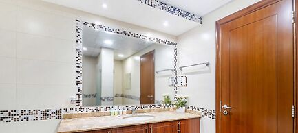 LUX The Al Seef Marina 4 bed Suite