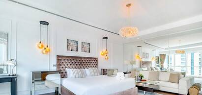 LUX The Al Seef Marina 4 bed Suite