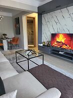 leo residence