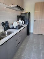 leo residence