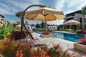 Luxury Garden Suites
