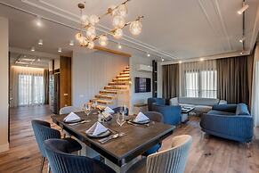 Luxury Garden Suites