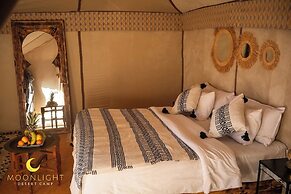 Moonlight Desert Camp