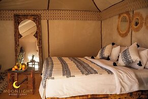 Moonlight Desert Camp