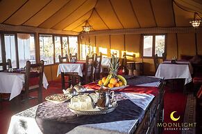 Moonlight Desert Camp