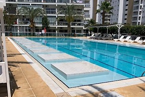Caesar Resort Gem in Long Beach