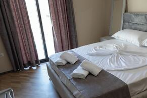 Hotel Apart Resilient