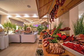 Green Garden Hotel