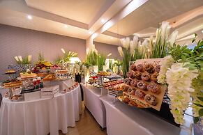 Green Garden Hotel