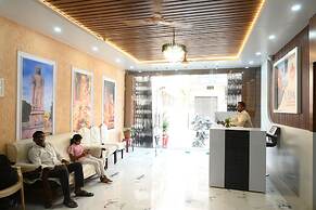 Uday Paramount Inn