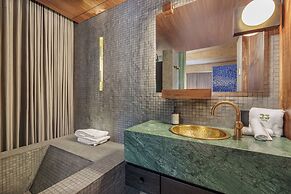 23 Living