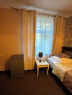 Royal Rooms