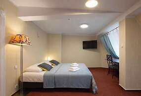 Royal Rooms