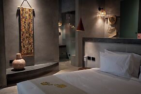 BÁSICO PIXOY HOTEL