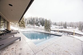 Alma Alpina Lodge