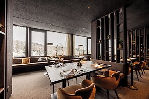 Alma Alpina Lodge