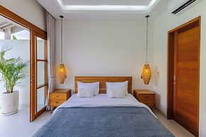 Villa Louna by Pertama Stay