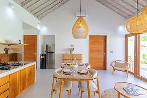 Villa Sylvia by Pertama Stay