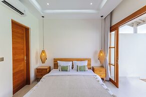 Villa Sylvia by Pertama Stay
