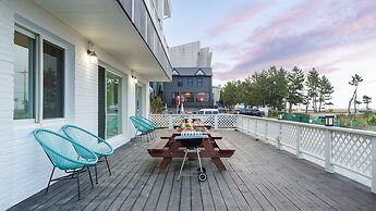 Yangyang Sunrise Sea Pension
