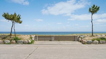 Yangyang Sunrise Sea Pension