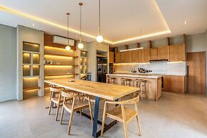 Titi House Villa By Betterplace