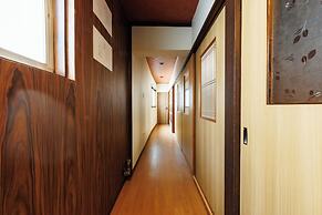 R-Guest Residence Tsurumibashi