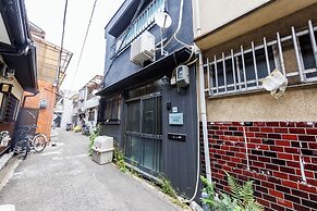 R-Guest Residence Tsurumibashi