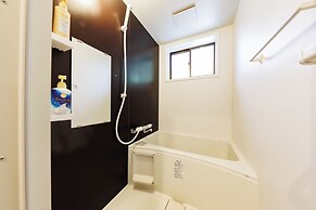 R-Guest Residence Tsurumibashi