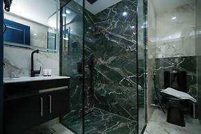Kanz Boutique Hotel