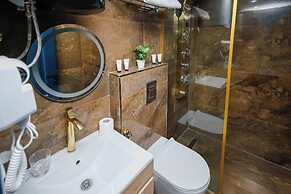Kanz Boutique Hotel