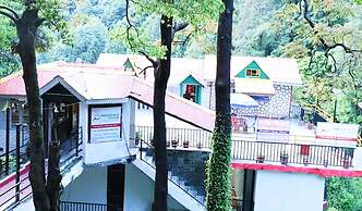 Dalhousie Hotel Paradise Hill View