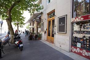Rumor Apartments