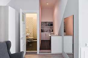 Rumor Apartments