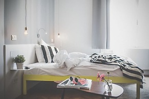 Rumor Apartments