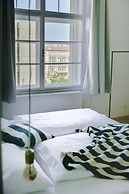 Rumor Apartments