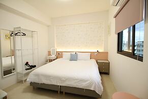 Mooon House