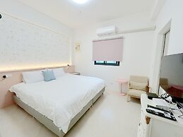 Mooon House