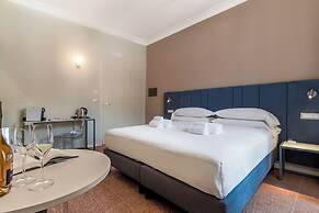Velia Relais