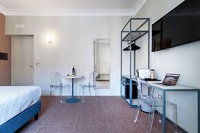 Velia Relais