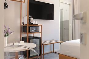 Velia Relais